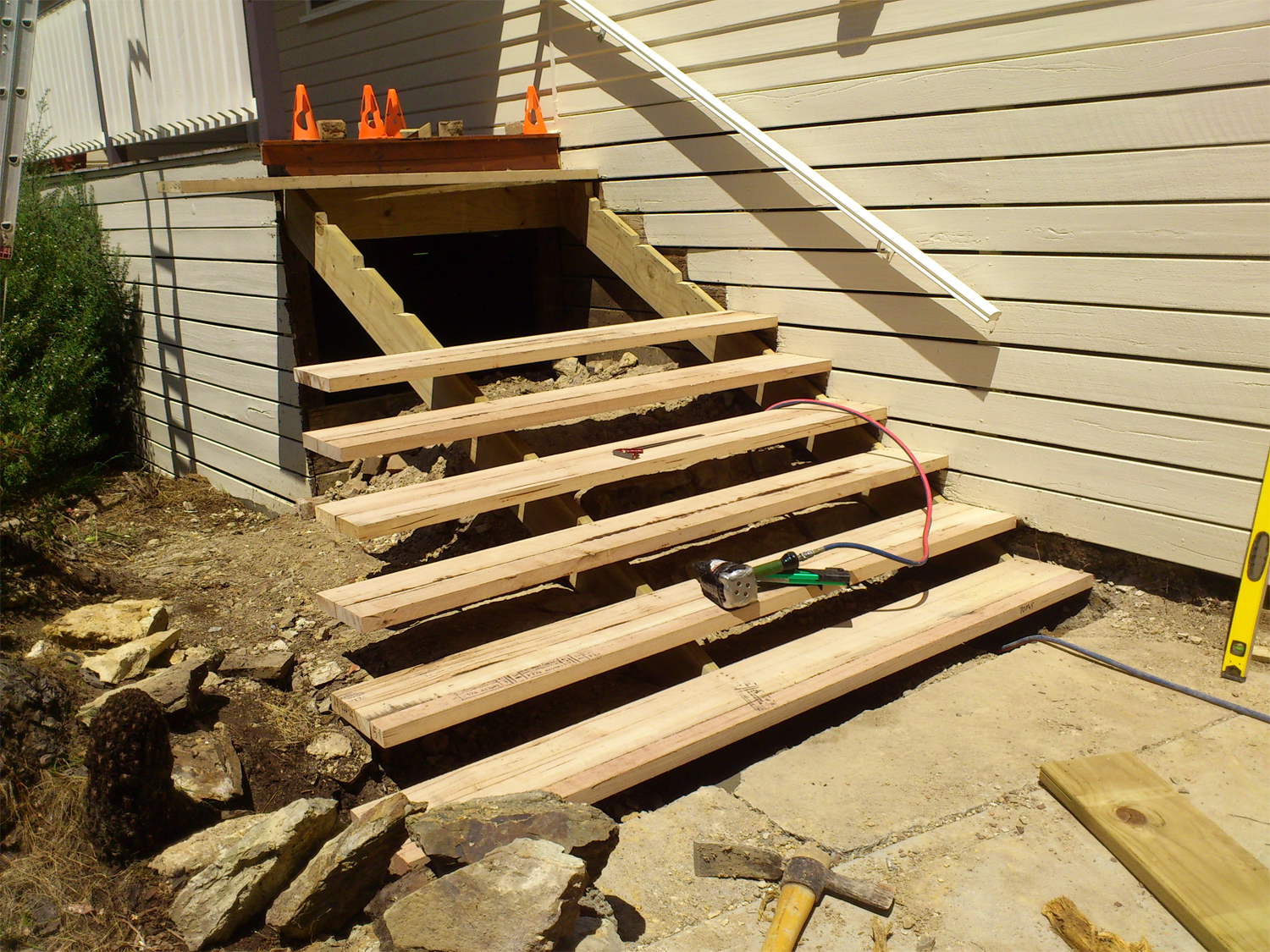 jbcs Project- sloping site revisit - staircase 03